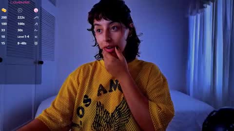 victoriaamelie online show from February 25, 6:28 pm