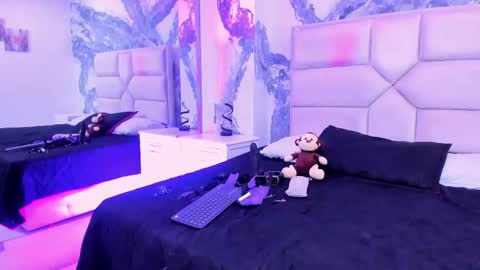 victoriasanz_ online show from September 11, 6:36 am