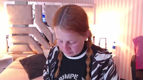 Violeta online show from January 27, 12:33 am