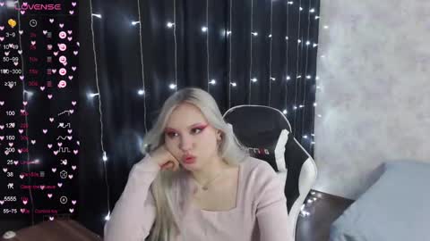 vikapowers online show from January 15, 6:19 pm