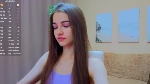 vikiberry online show from July 14, 10:08 am