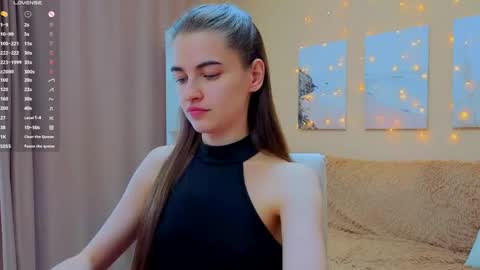 vikiberry online show from April 18, 11:02 am