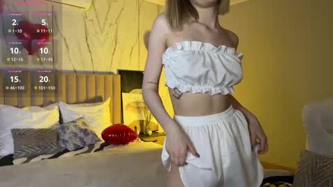 Vikky online show from March 27, 1:51 am