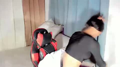 vikkylustfull online show from December 16, 1:00 am