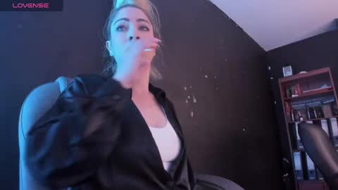 Viktoria online show from March 8, 11:39 pm