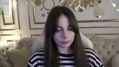 Alisa online show from February 7, 7:49 pm