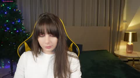 Alisa online show from December 14, 7:57 pm