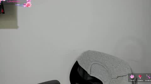 Vinaly online show from February 13, 8:10 pm