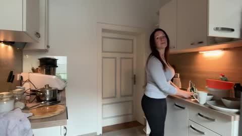 Vio online show from March 26, 10:50 am