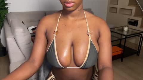 Fantasy Black Girl online show from October 9, 6:06 am