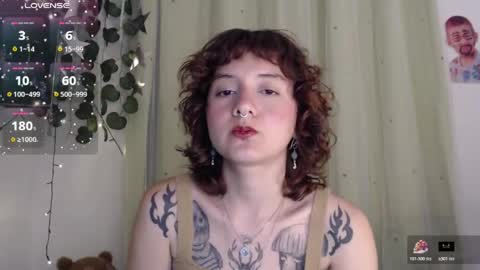 Violet online show from May 2, 7:22 am