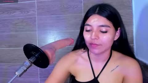 Violet Fiore online show from July 18, 10:01 pm