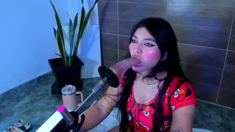 Violet Fiore online show from August 1, 4:09 pm