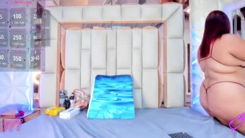 violet_milleer online show from April 11, 7:06 pm