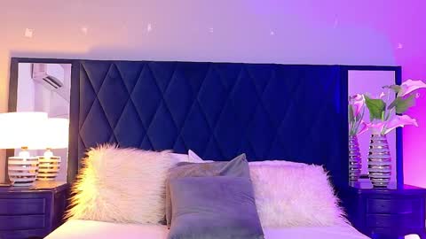 Violet  online show from April 21, 8:16 pm