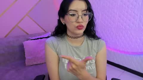     online show from January 7, 10:46 pm