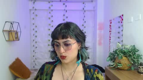 Snapshot of violeta_ximenez chatting on October 18, 7:37 pm Violeta online show from October 18, 7:37 pm