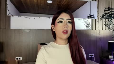 Violet online show from March 2, 1:07 pm