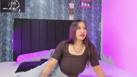 Violet salvatore online show from February 6, 5:03 am