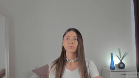 violetta_finch online show from February 17, 10:18 am