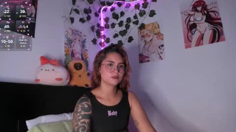 Snapshot of violetteramirez01 chatting on December 10, 10:16 pm Violette online show from December 10, 10:16 pm
