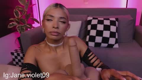 Violet online show from September 18, 2:32 am