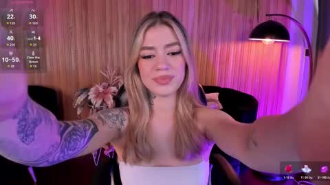 Violett  online show from November 13, 8:08 pm