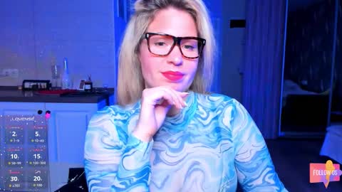  VelvettTime  online show from February 15, 6:40 pm