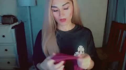 Pearl online show from February 3, 7:35 am