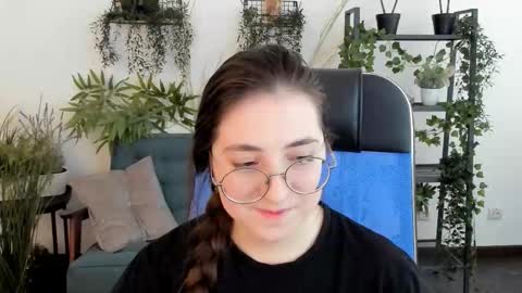 your love online show from November 26, 7:09 am