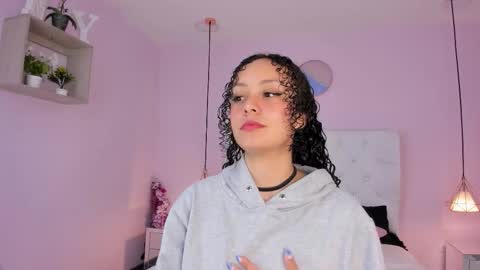 Vivi online show from November 8, 3:33 am