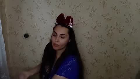 voulezvous_angel online show from February 5, 7:33 am