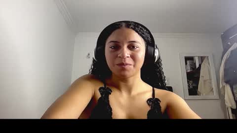 Snapshot of wandasingerr chatting on September 19, 7:24 pm wanda online show from September 19, 7:24 pm