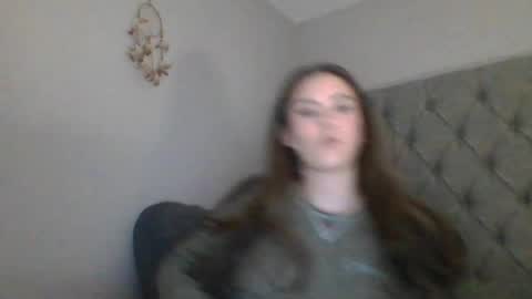 wasiancutie online show from July 15, 5:23 am