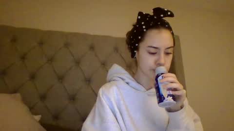 wasiancutie online show from April 14, 7:30 am