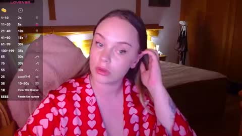 Lana online show from July 4, 8:27 pm
