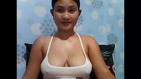 wettyhottie69 online show from May 30, 11:43 pm
