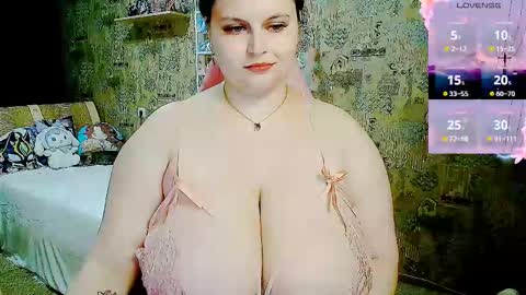 Snapshot of whisperinthedarkk chatting on September 29, 11:10 pm whisperinthedarkk online show from September 29, 11:10 pm