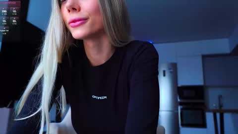 Kate  online show from September 21, 9:41 am