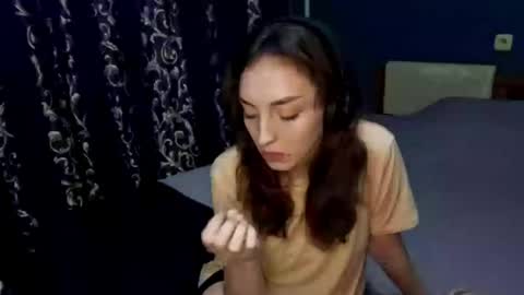 Cindy online show from April 18, 6:10 pm