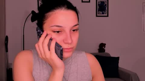 whoislulu online show from November 9, 7:10 pm