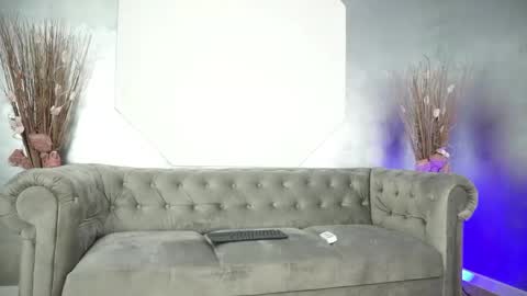 Lili online show from March 16, 6:28 am