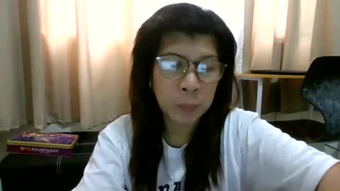 WildChick online show from May 19, 2:18 am