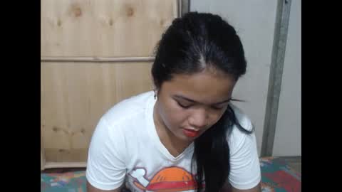 wildnhotbonita online show from April 14, 12:11 am