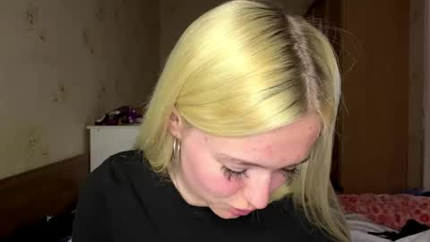 Sophia online show from May 17, 6:07 pm