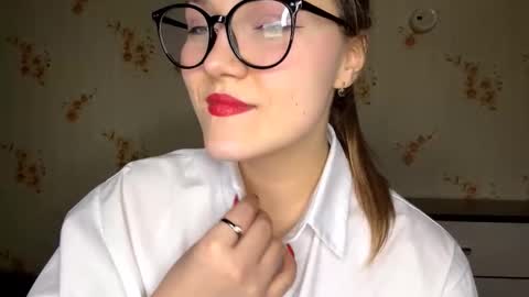 Adele online show from February 8, 4:11 pm