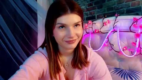 Vicki3 online show from March 11, 7:12 am