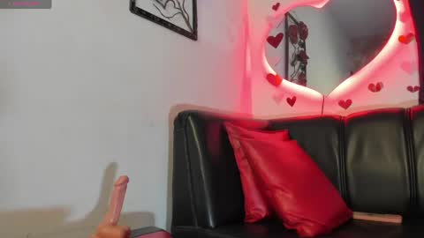 winderling online show from April 18, 11:04 pm