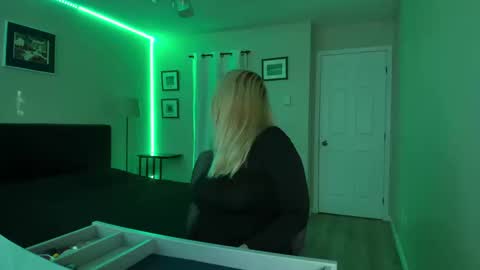 Winter Miracle online show from October 13, 4:20 pm