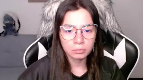 Alex online show from December 21, 2:16 am